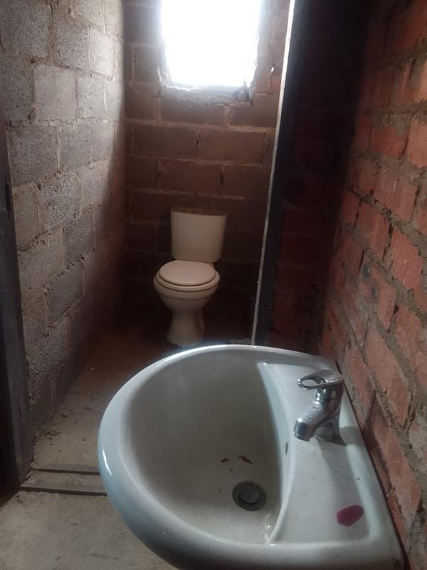 5 Bedroom Property for Sale in Grasslands Free State